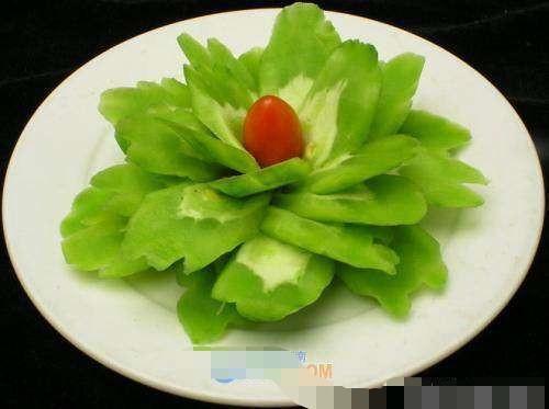 凉瓜晚上吃,清心养胃，尽享夏日健康美味